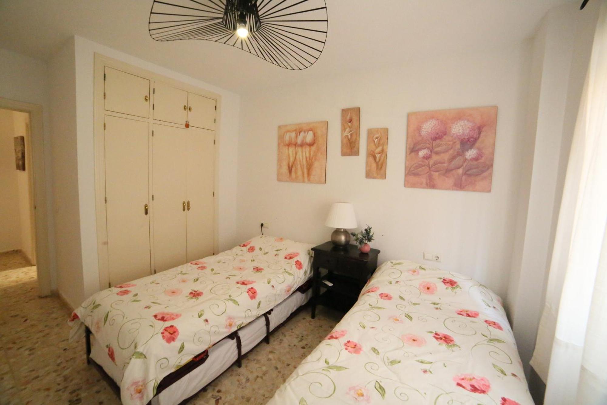 Luchana 15 Malaga Bagian luar foto